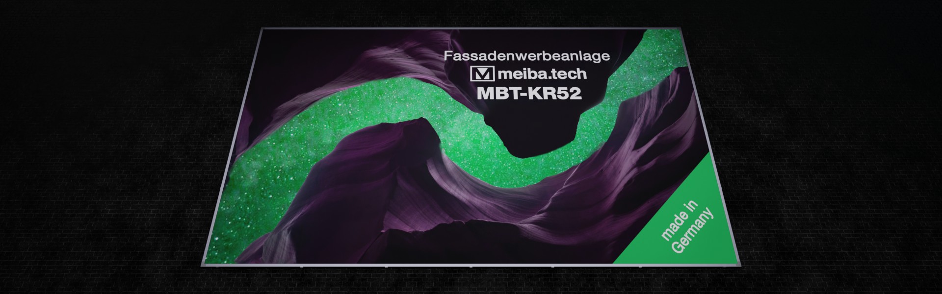 Werbeanlage MBT-KR52 für langfristige Bannerwerbung an Fassaden, untere Ansicht